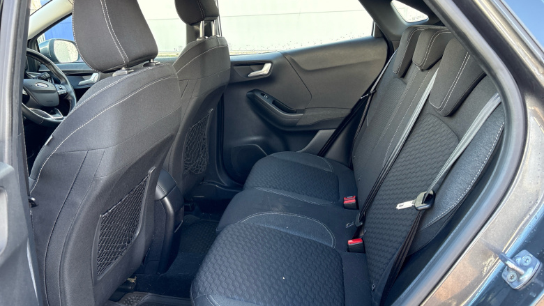 Ford Puma 1.0 EcoBoost Hybrid mHEV Titanium 5dr DCT Petrol Hatchback